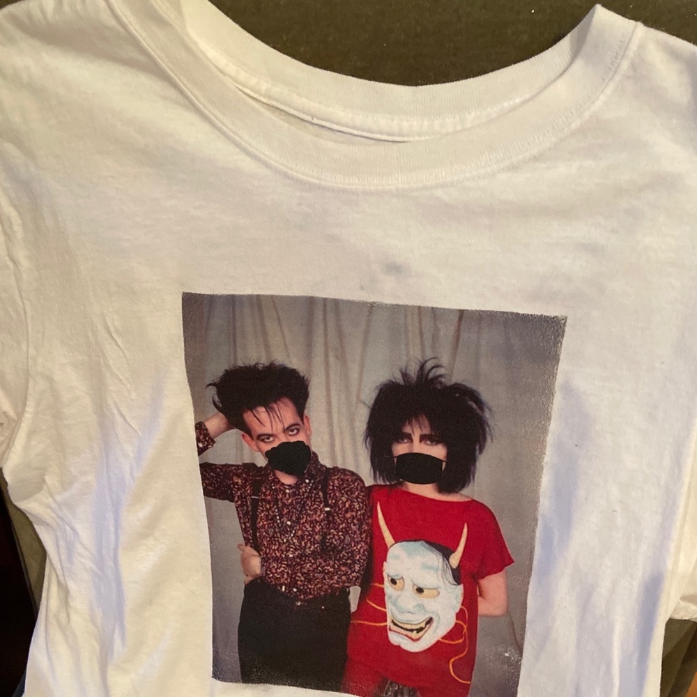 COVID t-shirt Robert Smith and Sioux Ise Sioux
